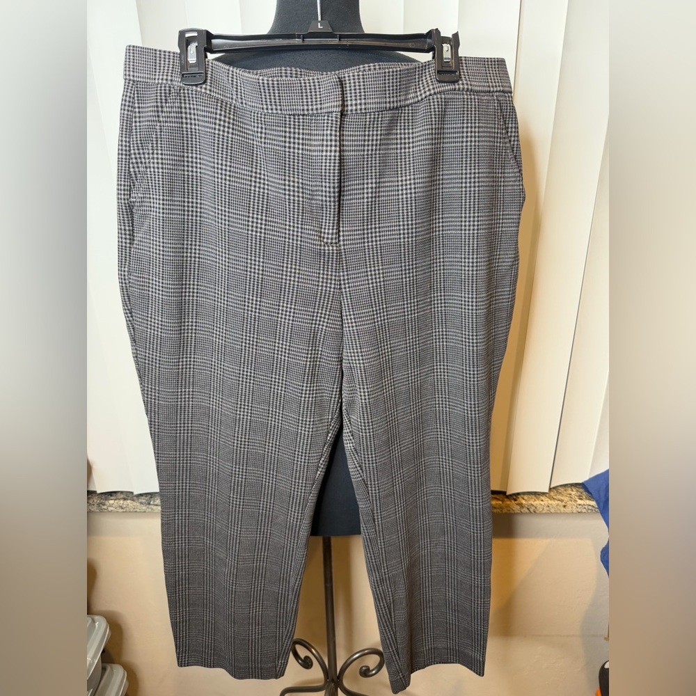 Banana Republic Gray Plaid Ankle Trousers Size 16